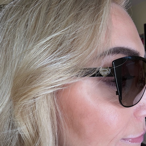 Sunglasses - Picture 8 of 8